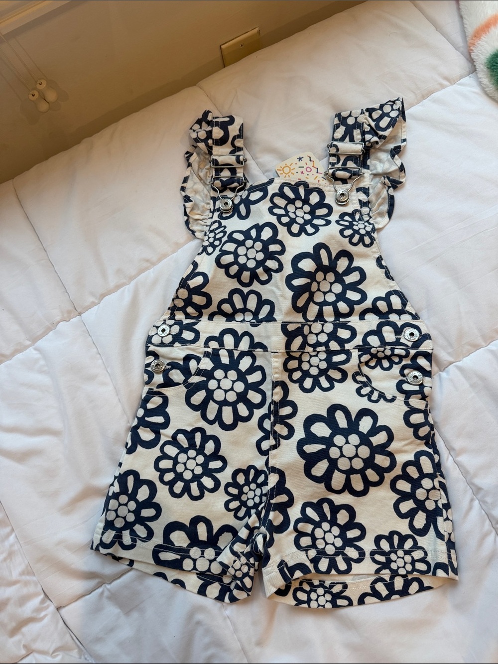 BNWT FABULA Girls Navy Floral Overall Shorts - Kids Bottoms SIZE 6